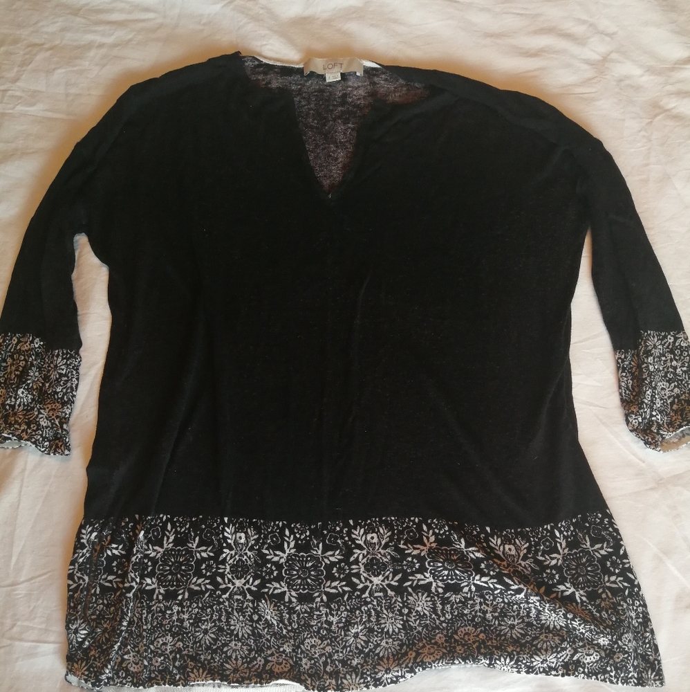 Women's Black and White top